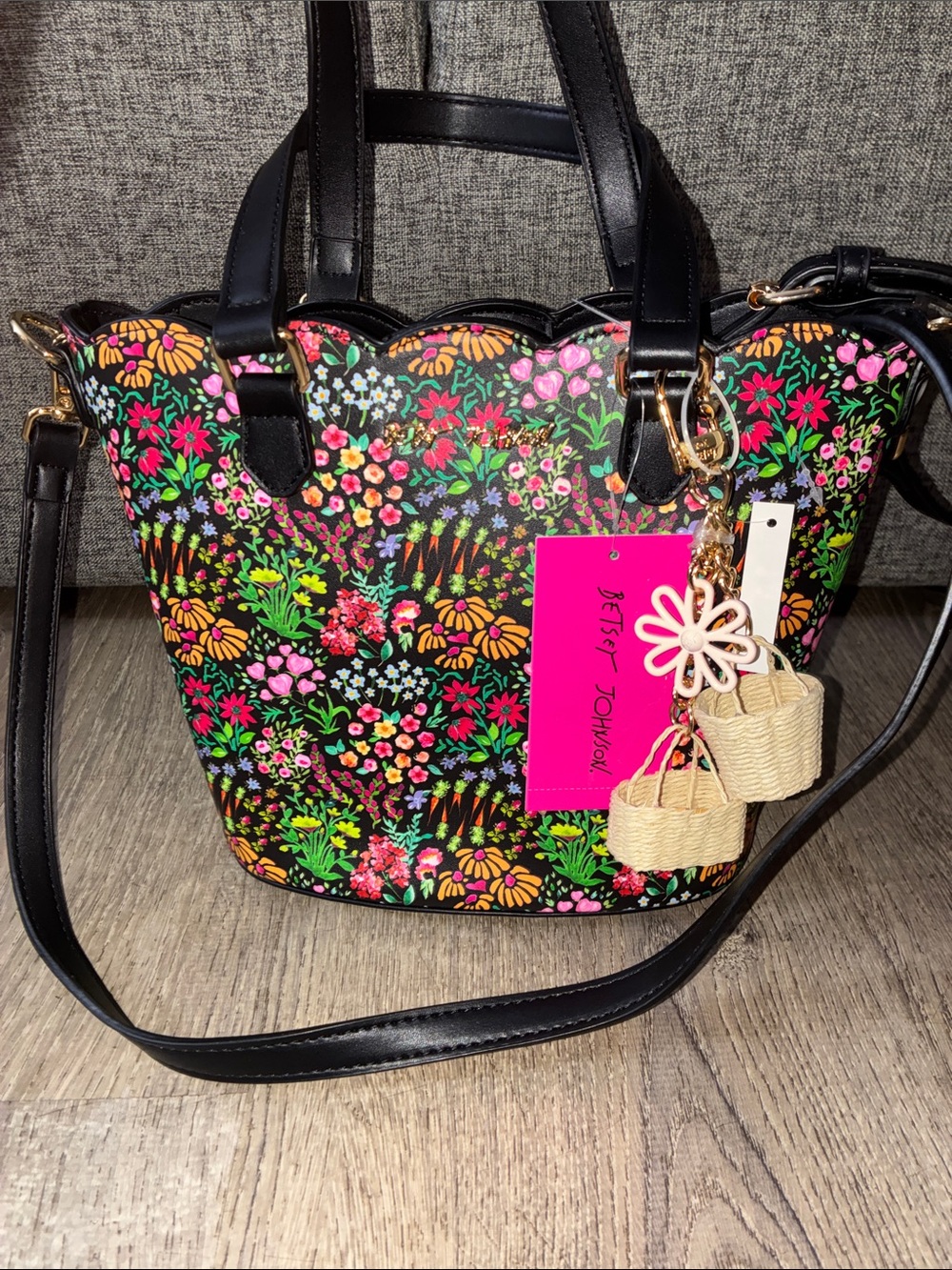 Betsey Johnson Floral Scalloped Mini Tote/crossbody